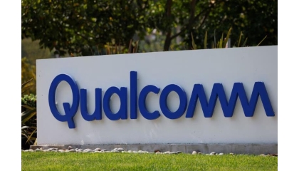 Qualcomm вернется на рынок процессоров центра обработки данных с новым пользовательским процессором, который может быть подключен к чипам NVIDIA AI