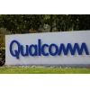 Qualcomm вернется на рынок процессоров центра обработки данных с новым пользовательским процессором, который может быть подключен к чипам NVIDIA AI